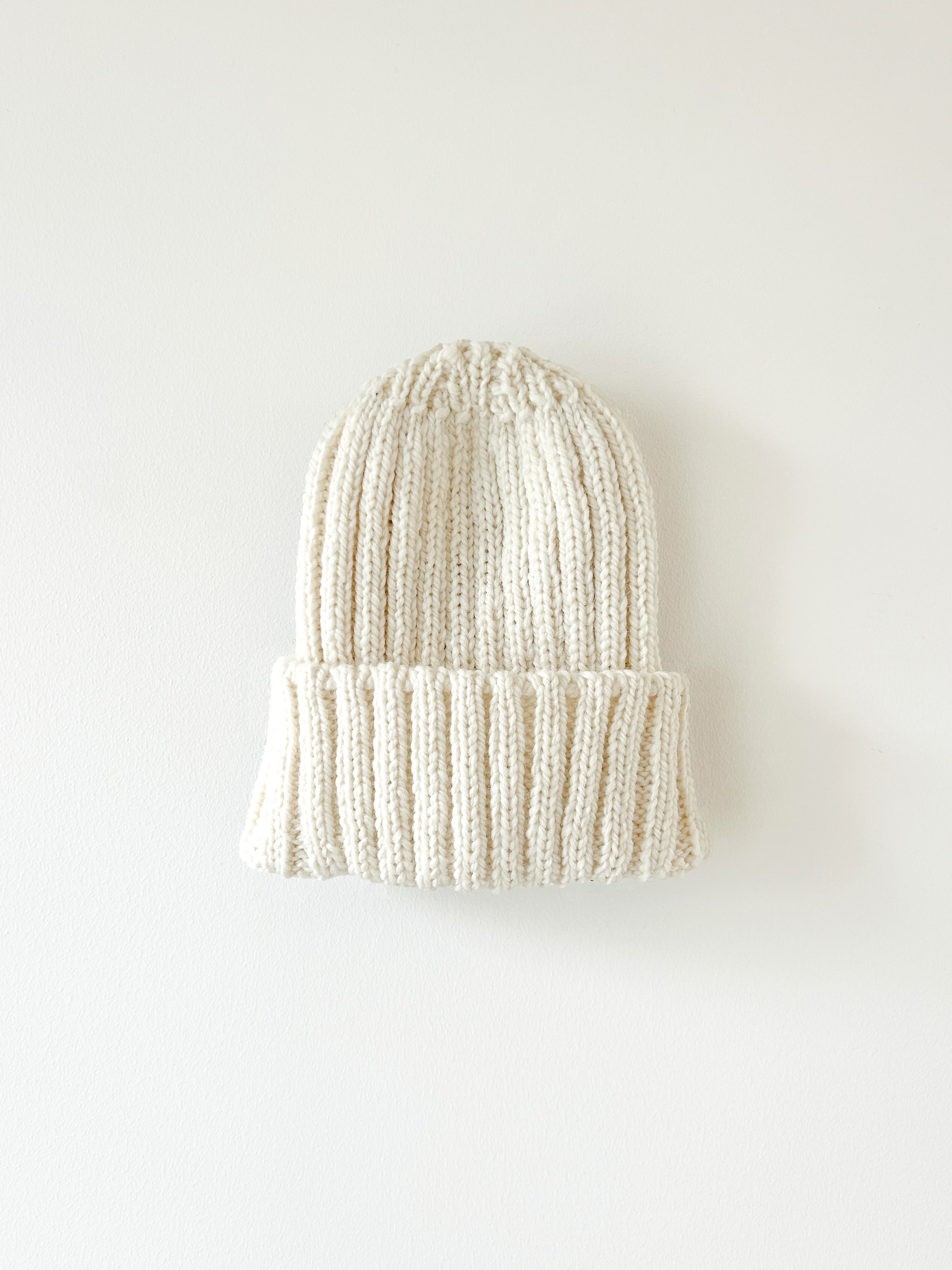 01 BEANIE SWAN